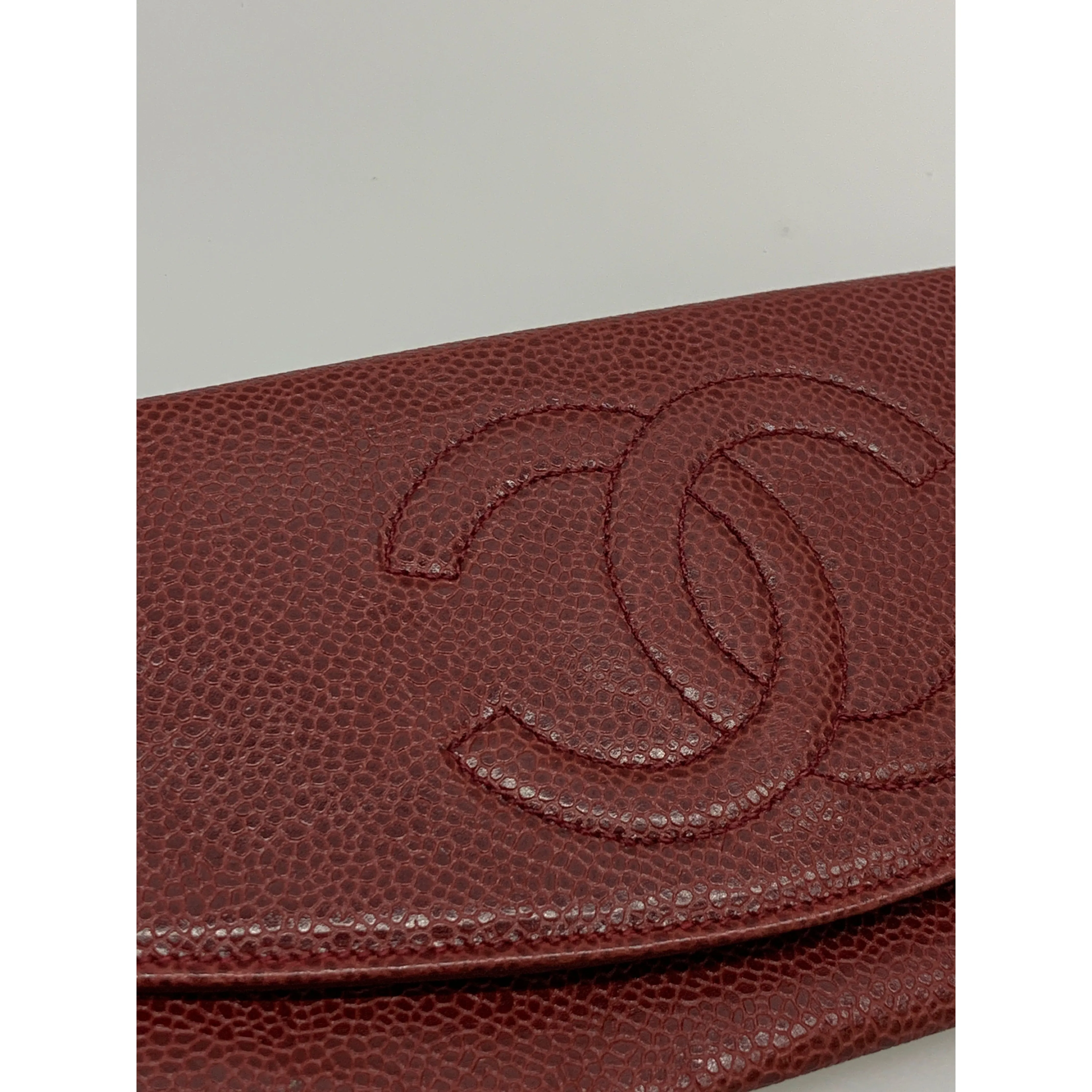 #CHANEL/Bifold Wallet/RED/Leather/Plain