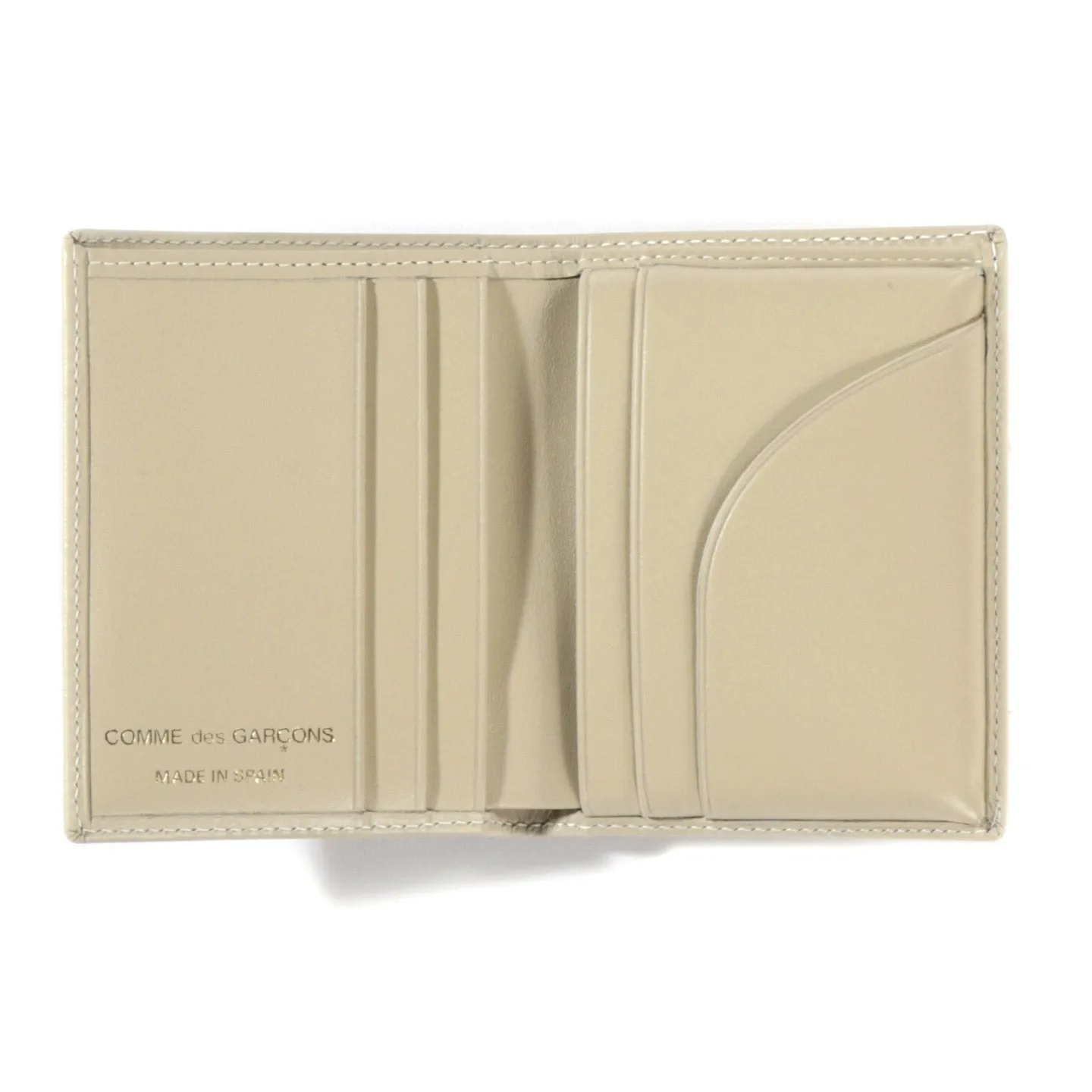 COMME DES GARCONS SA0641 CLASSIC LEATHER WALLET OFF WHITE