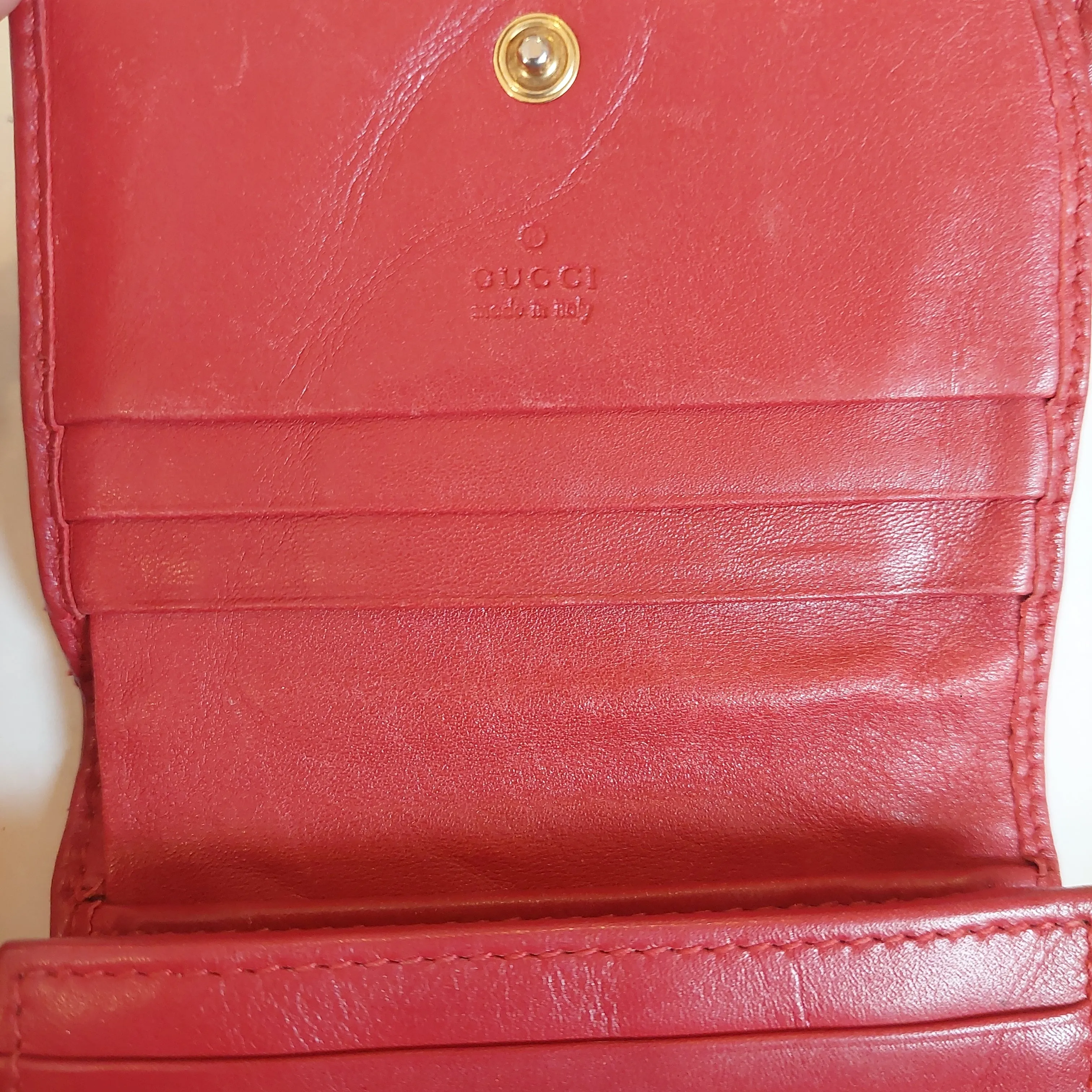 Gucci Red Leather Small Bifold GG Wallet | Pre Loved |