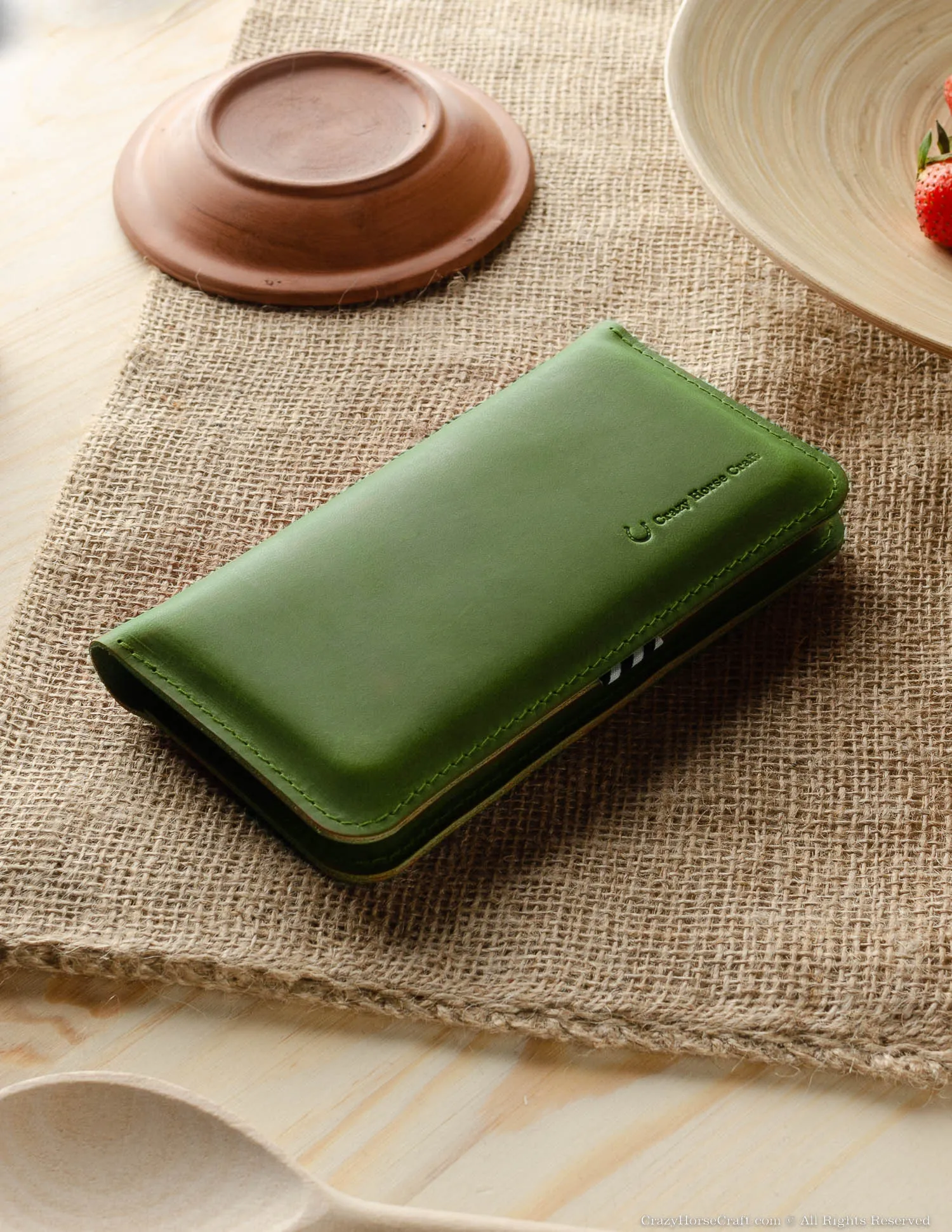 Leather wallet / case for two phones | Alpine Green