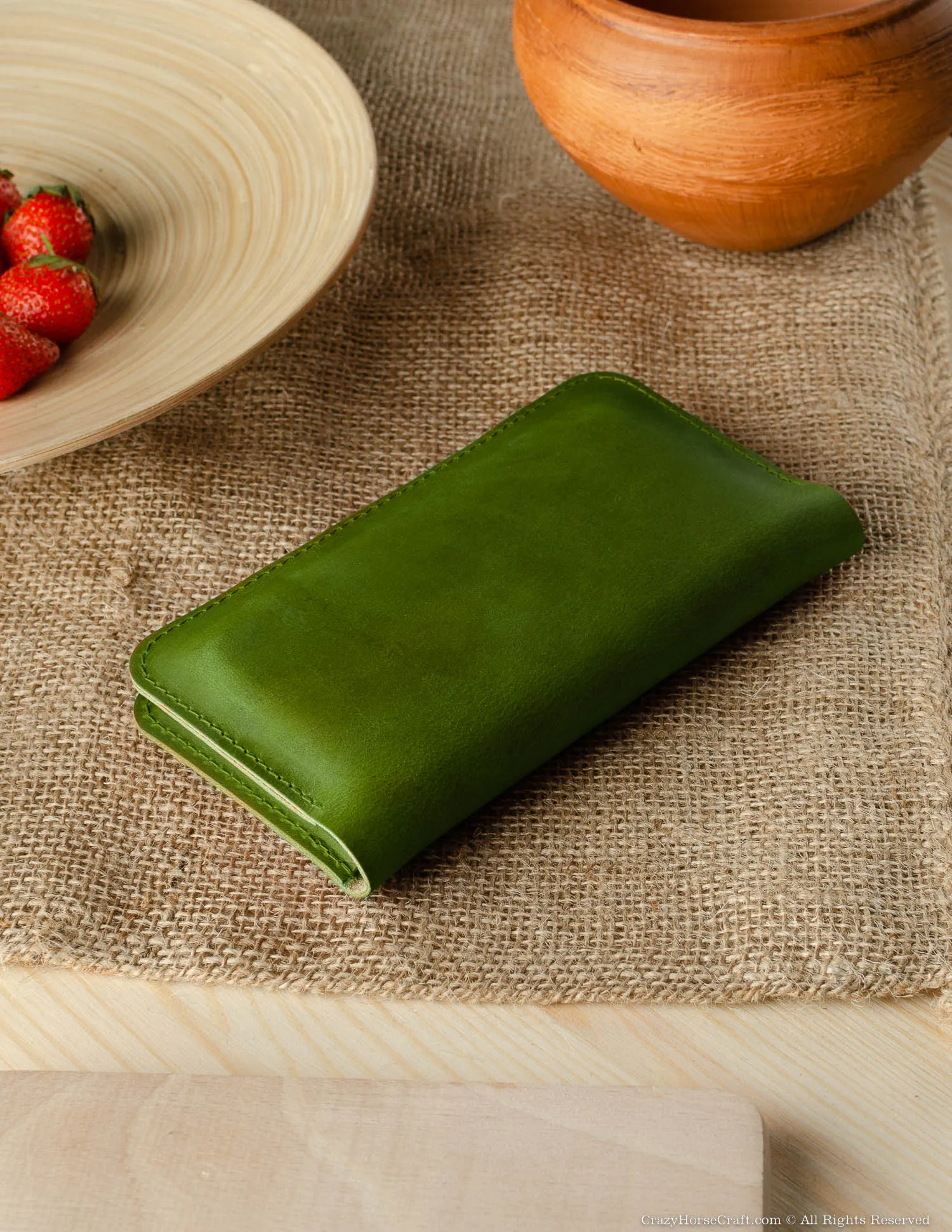 Leather wallet / case for two phones | Alpine Green