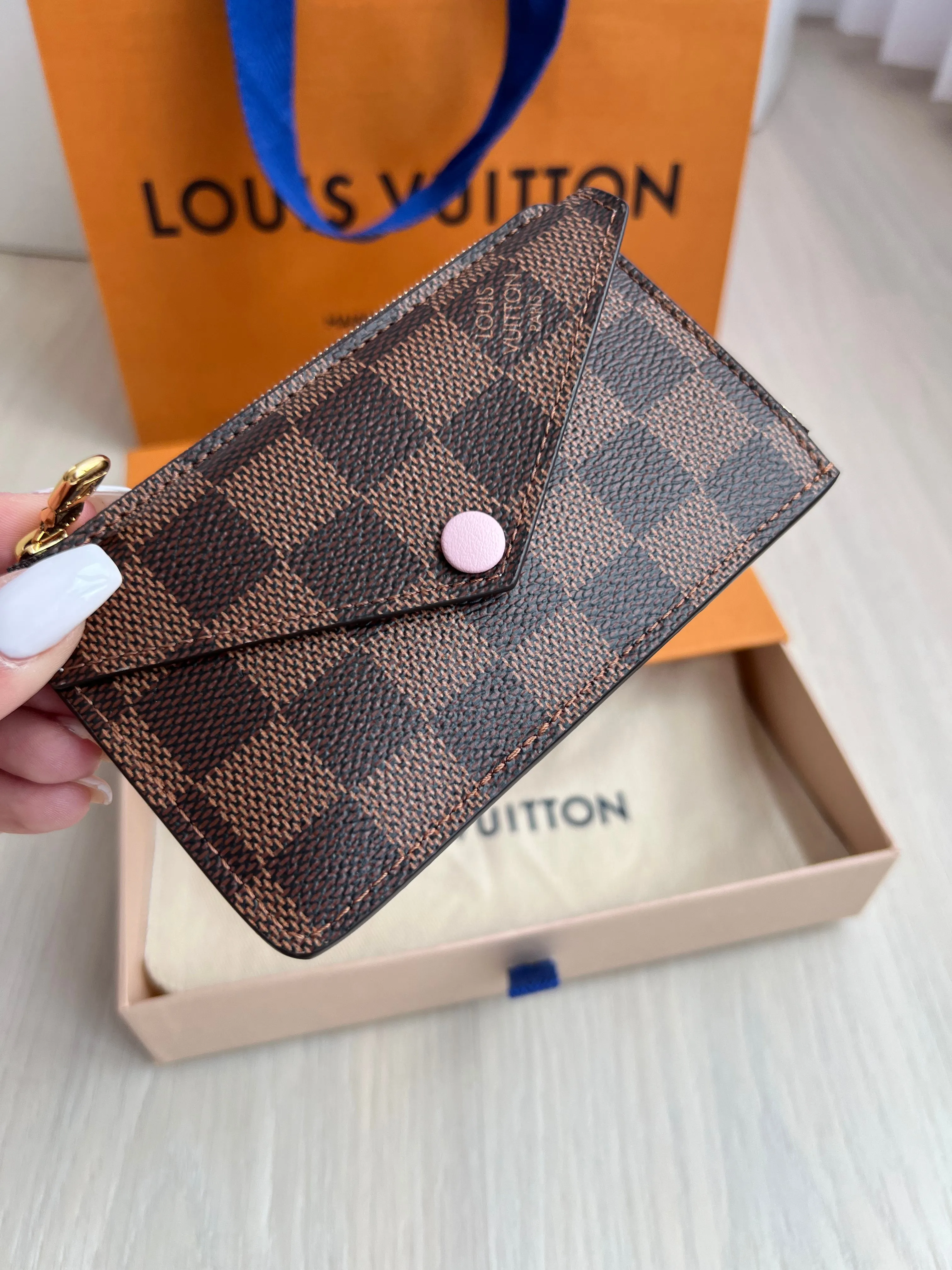 Louis Vuitton Recto Reverso Card Holder Wallet