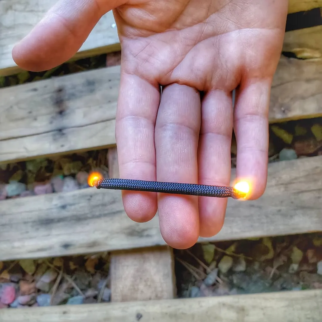 ParaRod - Paracord Sheathed Ferrocerium Firestarter Rod and Tinder Wick