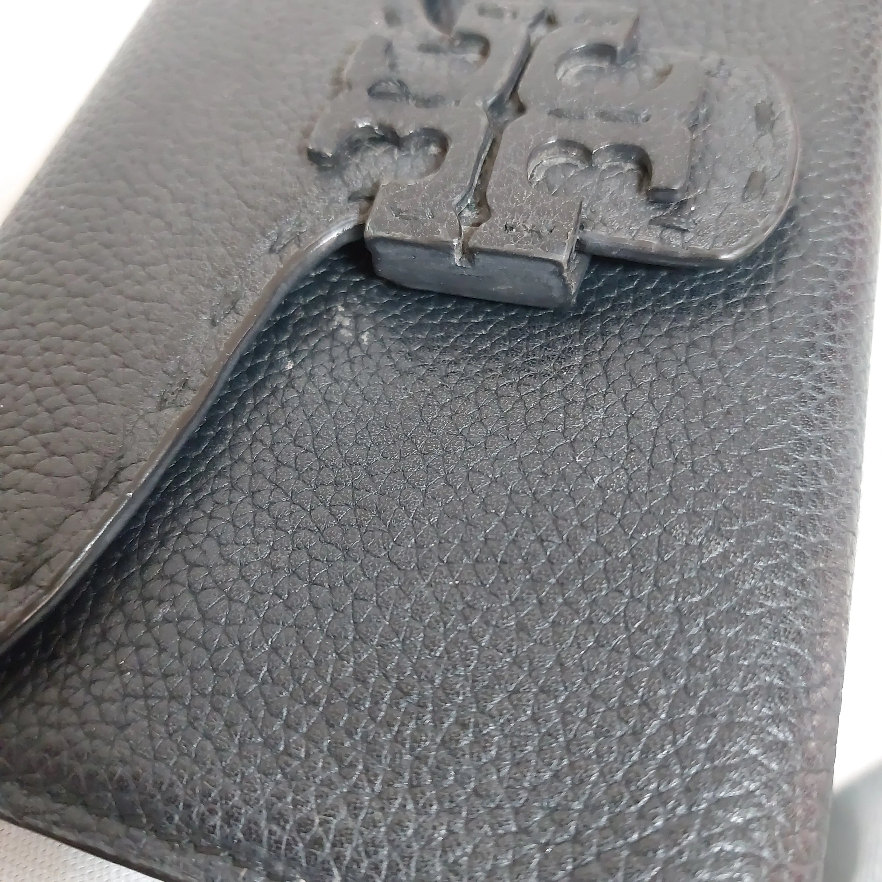 Tory Burch Black Leather Mcgraw Phone Wallet | Pre Loved |